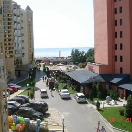 Апартамент Victoria Residence Слънчев бряг